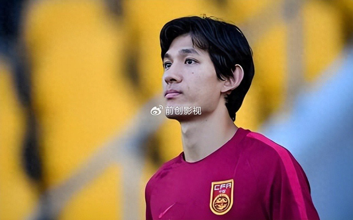 开云官方直播-喜讯！上港左后卫位置可考虑启用黑马接班李帅，曾留洋丹麦联赛|上海海港|上港队|杨希|向荣峻|北京国安_新浪体育_新浪新闻