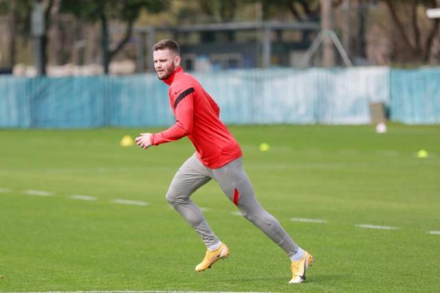 开云官方直播-海港铁闸意外重伤后防怎么办？莱科要用十天树新核