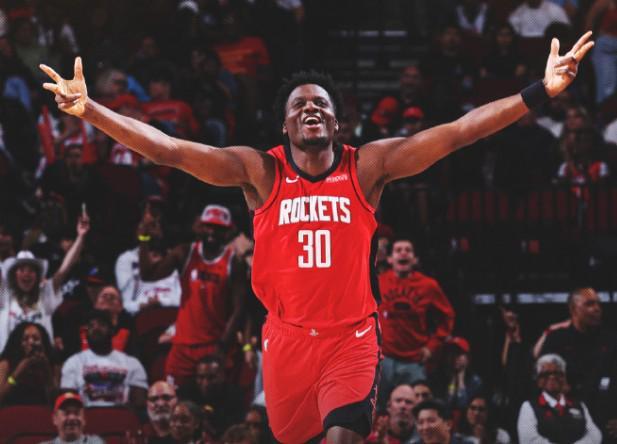 开云平台-作为火箭球员时隔6年再砍20+10，卡佩拉今日命中生涯首个三分